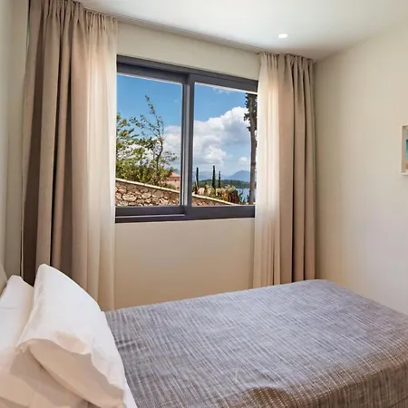 Haido Villa *